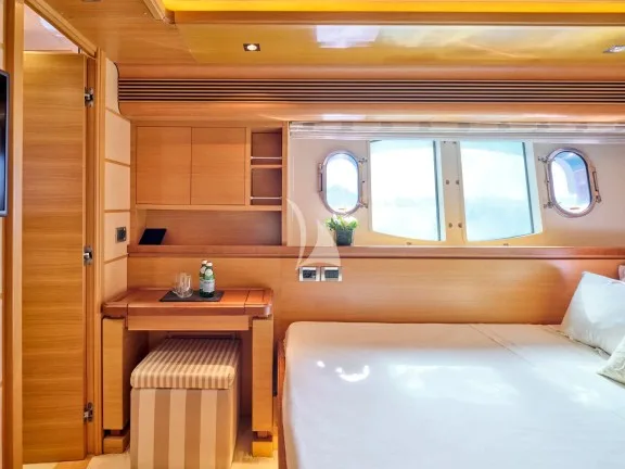 Image of SEVEN S yacht #18