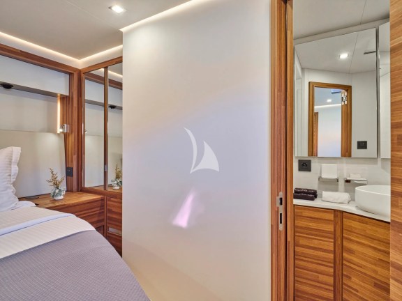 guest cabin with bathroom