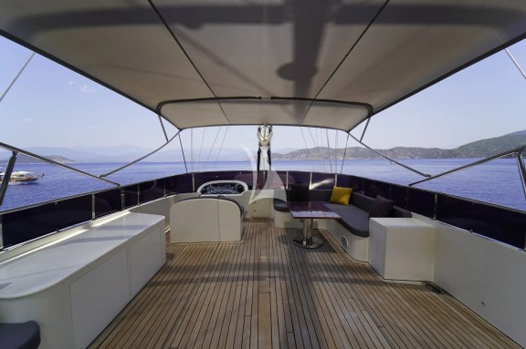 Image of QUEEN OF MAKRI yacht #13