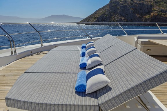 Image of GEORGE P yacht #64