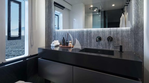 Wash basin