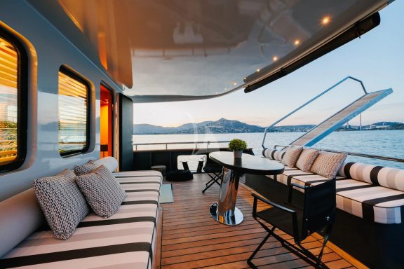 lounge area