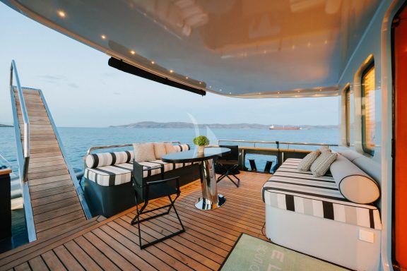 lounge area
