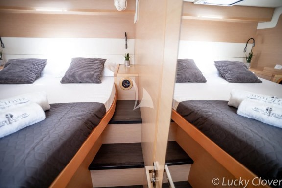 Image of Lucky Clover yacht #28