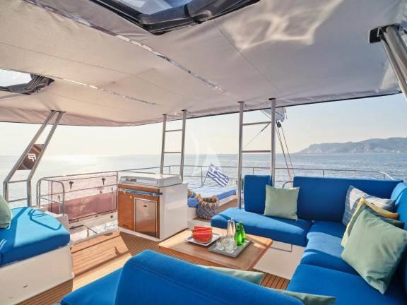 Flybridge seating area