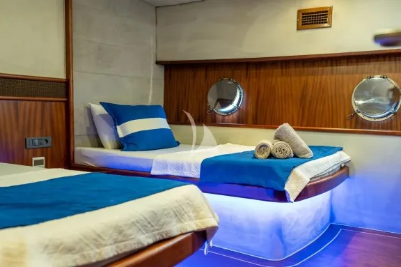 Image of NEVRA QUEEN yacht #20
