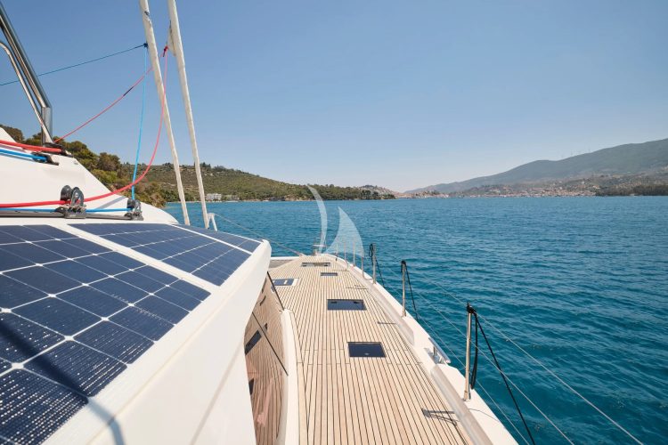 Solar panel system for low generator use
