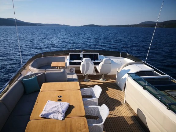 Flybridge