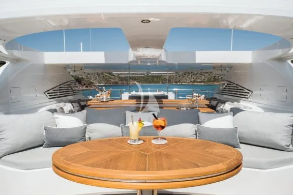 Sundeck forward