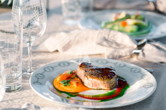 Dining Detail