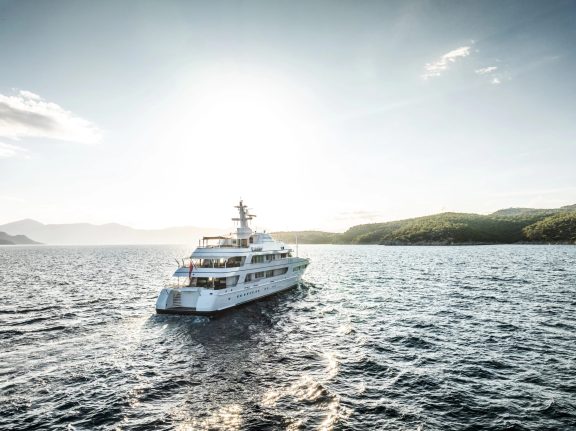 Image of FOS yacht #93