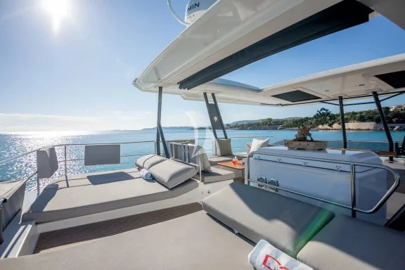 Image of D2 yacht #16