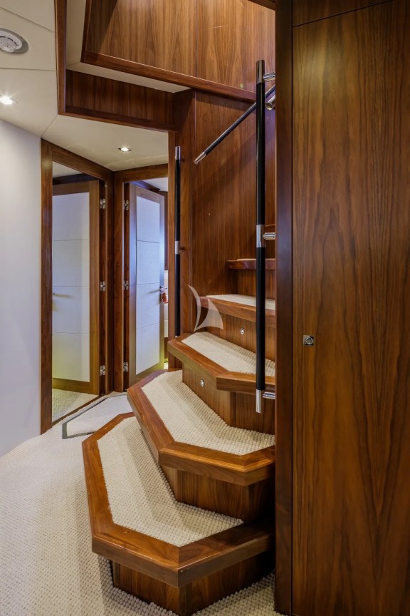 Image of GEORGE P yacht #23