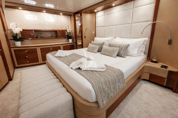 Image of MAMMA’S yacht #40