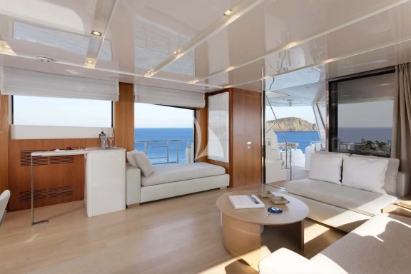 Salon Side Window
