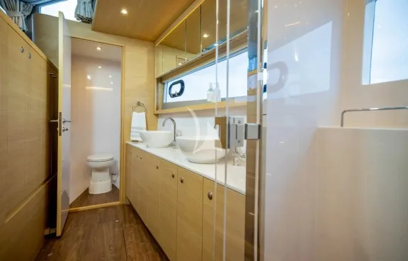 Master ensuite