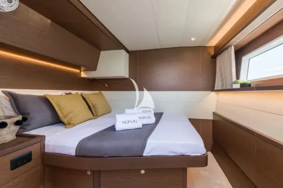 Double cabin