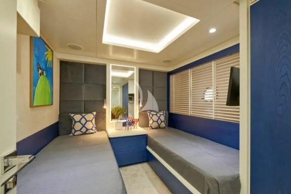 Twin Cabin