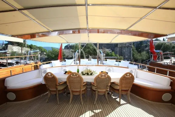 Aft Deck Dining