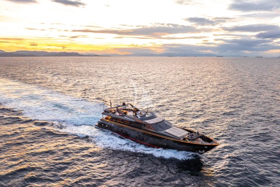Image of CAN’T REMEMBER yacht #60