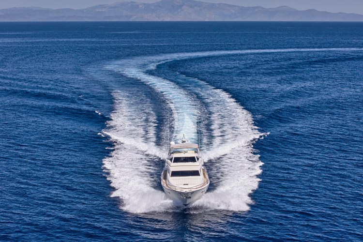 Front view cruising