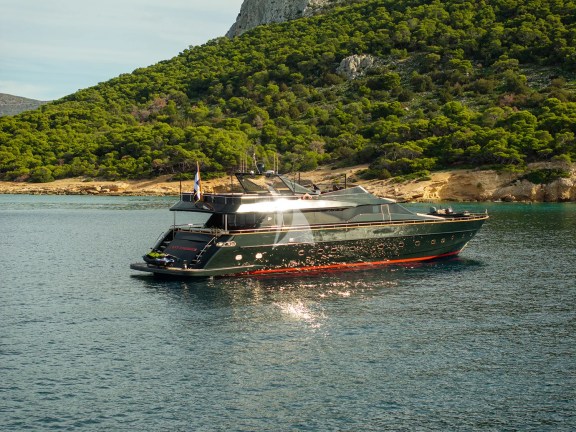 Image of CAN’T REMEMBER yacht #5