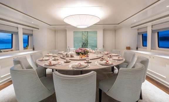 Image of IDEFIX II yacht #30