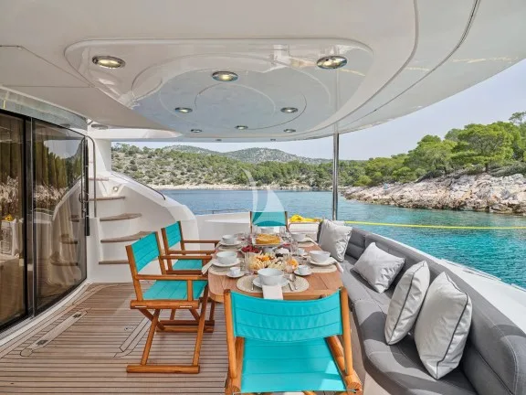 Image of M FIVE yacht #6