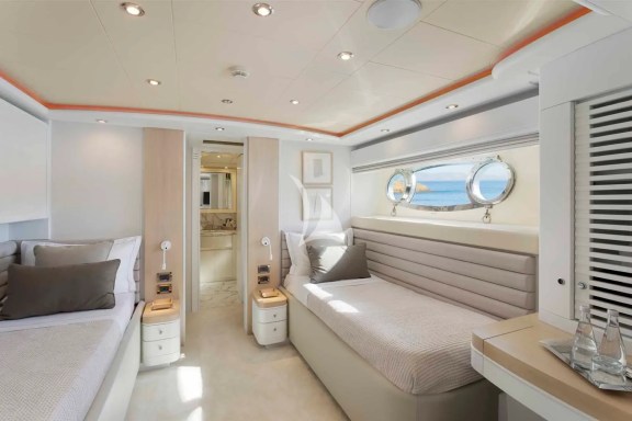 Image of PARADISE yacht #49
