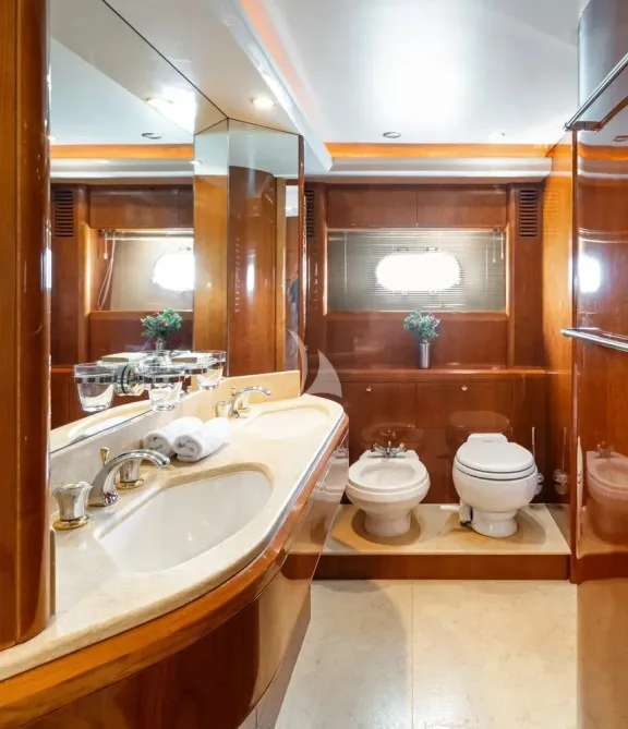 Master ensuite