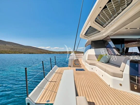 Deck balcony sitting area