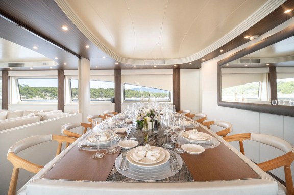 Image of PAREAKI II yacht #48