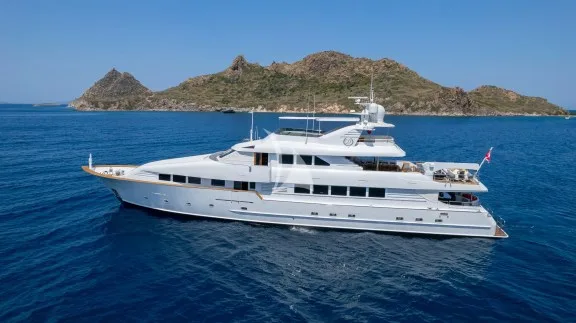 Image of MERVE yacht #2