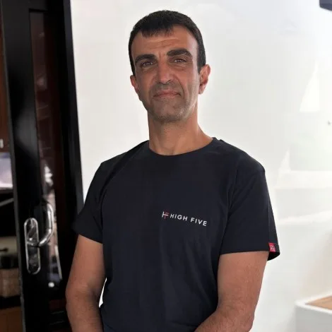 Crew of HIGH FIVE|Isaak Athanasiadis Athanasiadis — Chef