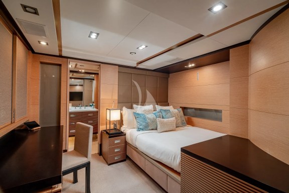 Double Cabin