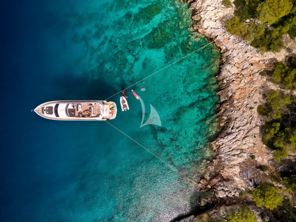 Image of M FIVE yacht #4