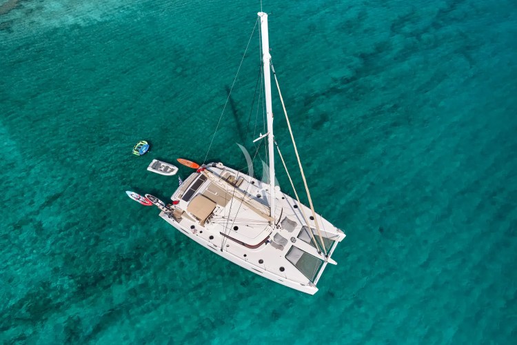 World's End Anchored