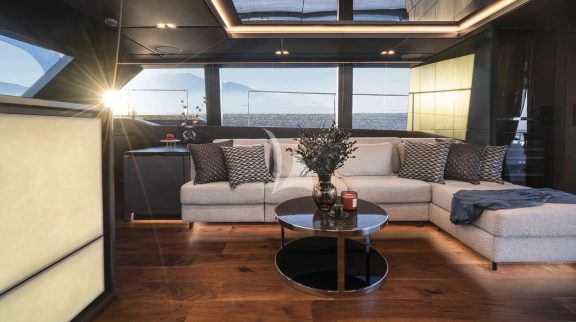 Sofa saloon