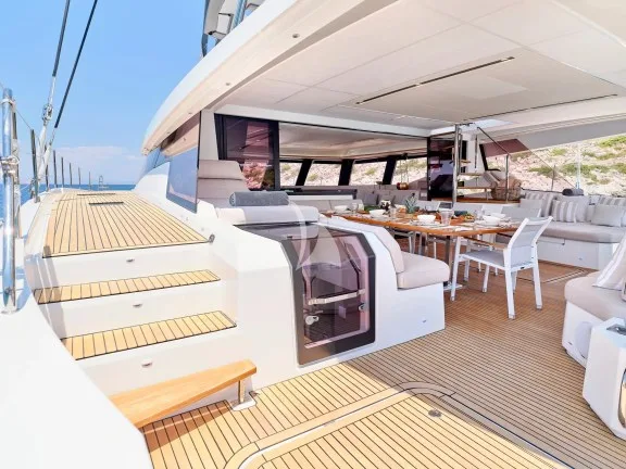 Side Deck