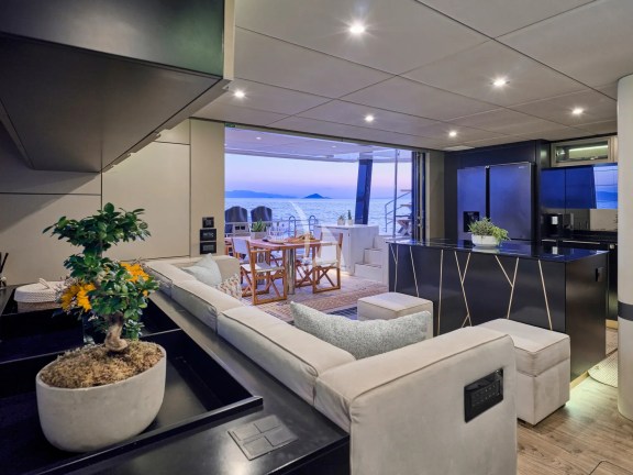 Saloon with galley