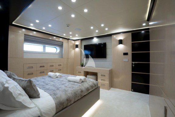 Image of PRINCESS MELDA yacht #24