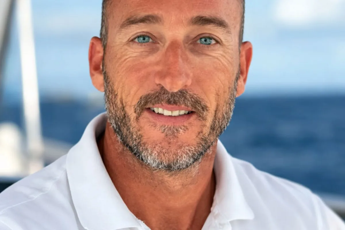 Crew Main Image