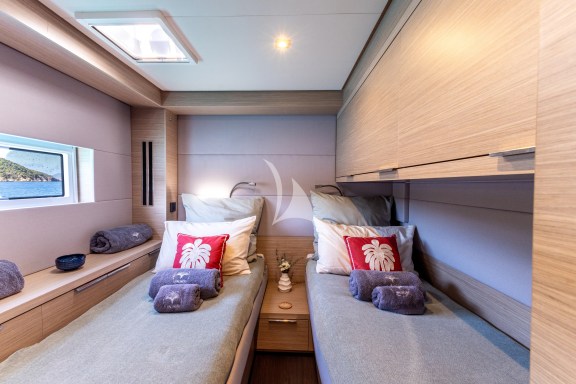 Twin Cabin