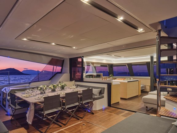 Image of SERENISSIMA yacht #23