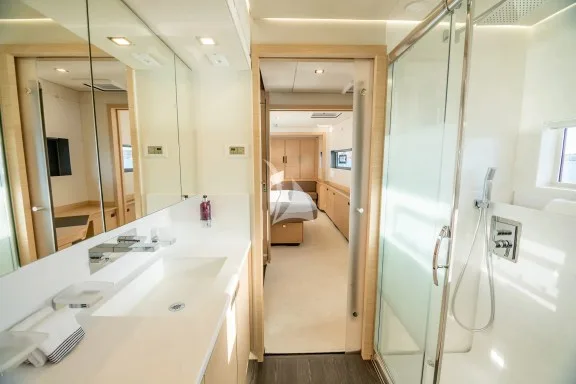 Image of D2 yacht #87