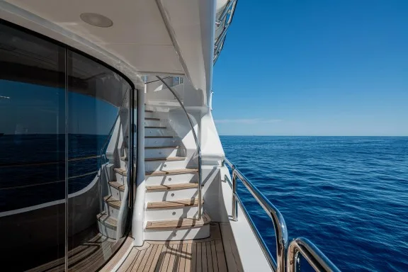 Upper Deck