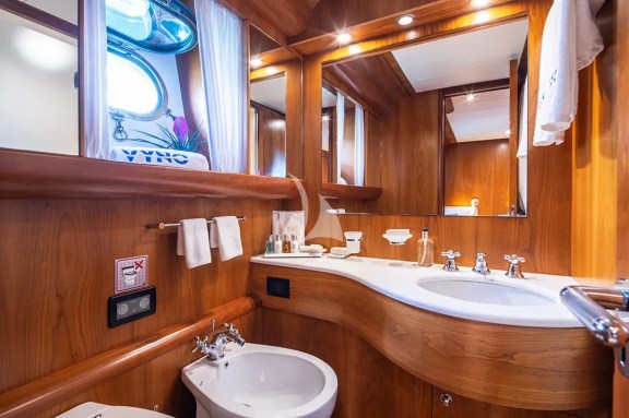 Image of VYNO yacht #28