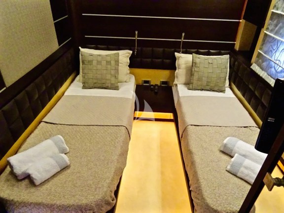 Twin Cabin 2