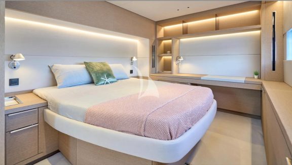 MASTER SUITE WITH DESK AREA