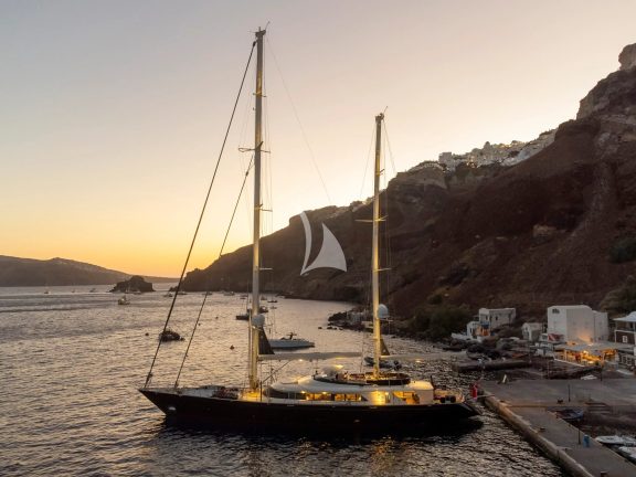 Image of VICTORIA A yacht #23